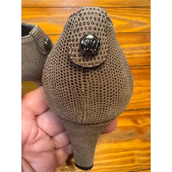 Stuart Weitzman Dressy Peep Toe Heels Size 6 - Picture 6 of 11